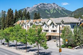 Rundlestone Lodge