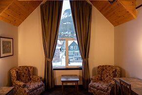 Rundlestone Lodge