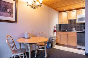 Rundlestone Lodge