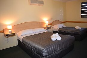 Warwick Vines Motel