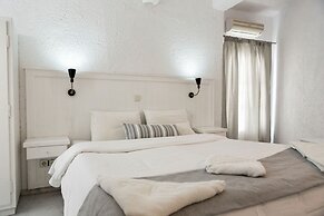 Artemis Suites