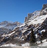 Thermalhotels & Walliser Alpentherme Spa
