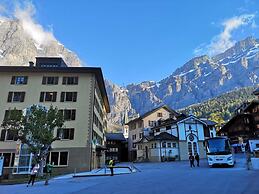 Thermalhotels & Walliser Alpentherme Spa