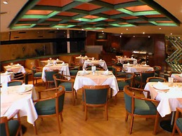 Segovia Regency Hotel