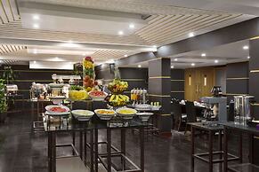 Ramada by Wyndham Qurum Beach