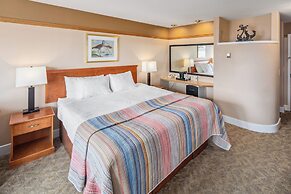 Land's End Resort