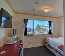 Land's End Resort