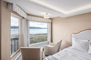 Land's End Resort