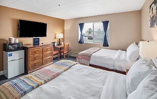 Land's End Resort