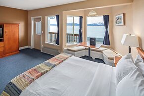 Land's End Resort