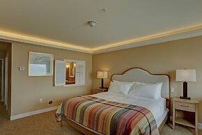 Land's End Resort