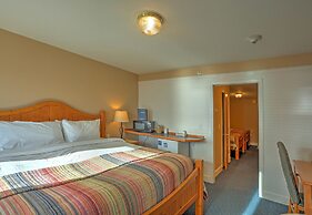 Land's End Resort
