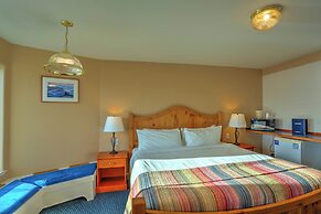 Land's End Resort