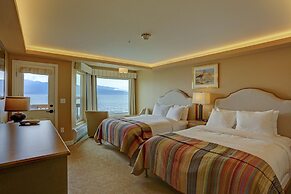 Land's End Resort