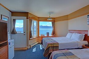 Land's End Resort