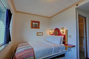 Land's End Resort