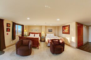 Land's End Resort
