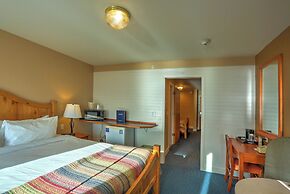 Land's End Resort