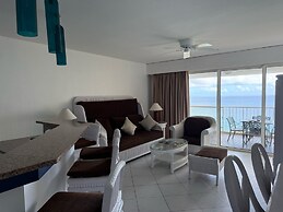 Sapphire Beach Club Resort