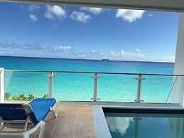 Sapphire Beach Club Resort