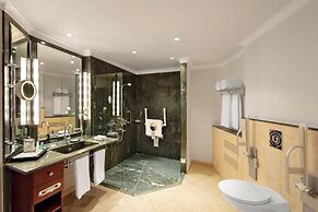 The St. Regis Mardavall Mallorca Resort