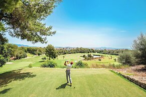 The St. Regis Mardavall Mallorca Resort