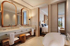 The St. Regis Mardavall Mallorca Resort