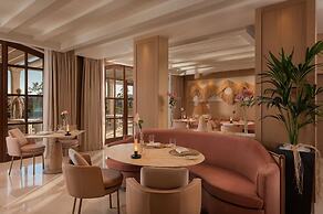 The St. Regis Mardavall Mallorca Resort