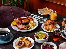 Mercure Daventry Court Hotel