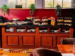 Mercure Daventry Court Hotel
