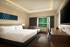DoubleTree by Hilton Damai Laut Resort