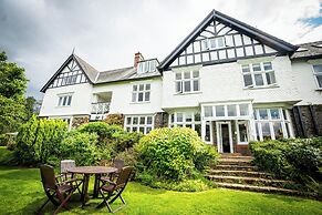 Lindeth Howe Hotel