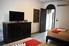 Hotel Hacienda Paradise