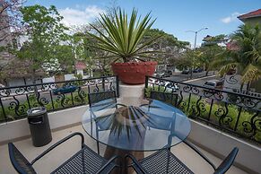 Hotel Hacienda Paradise