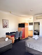 Boulevard Lodge