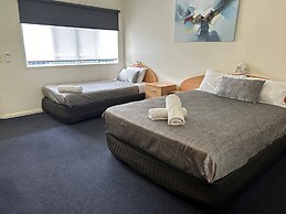 Boulevard Lodge