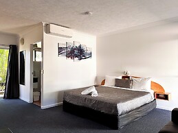 Boulevard Lodge