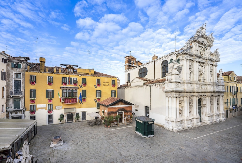 Unahotels Ala Venezia - Adults Only