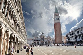 Unahotels Ala Venezia - Adults Only