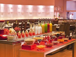 Mövenpick Hotel & Apartments Bur Dubai
