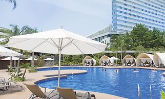 Phoenix Seagaia Ocean Tower