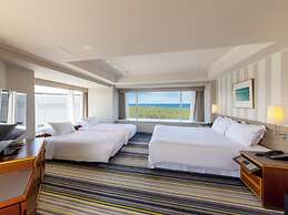 Phoenix Seagaia Ocean Tower