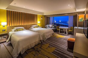 Phoenix Seagaia Ocean Tower