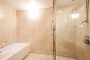 Phoenix Seagaia Ocean Tower