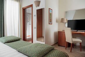 Hotel Athena