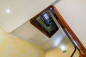 Hotel Avenida Park