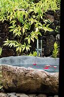 Le Taha'a by Pearl Resorts
