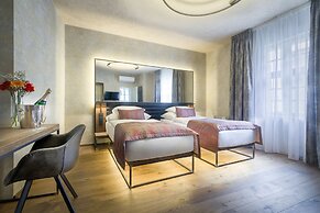Waldstein Hotel