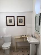 Ye Olde Bell Hotel & Spa