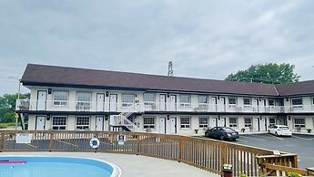 Falls Lodge by the Falls